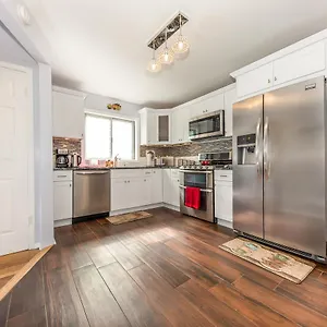 Luxury Close To Ubs Arena And Jfk Apartment